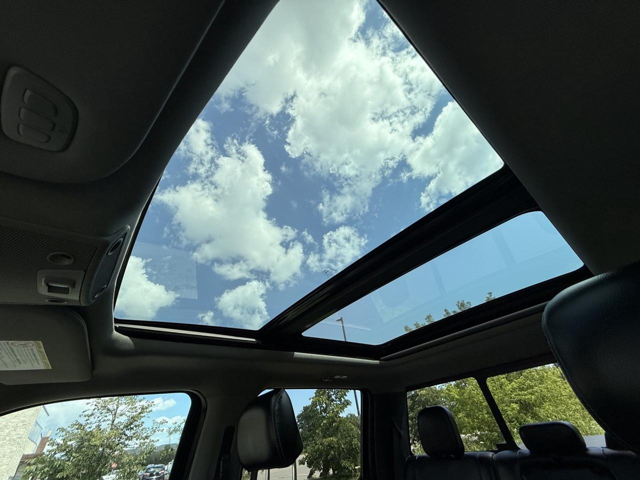 2017 Ford F-250 LARIAT Photo