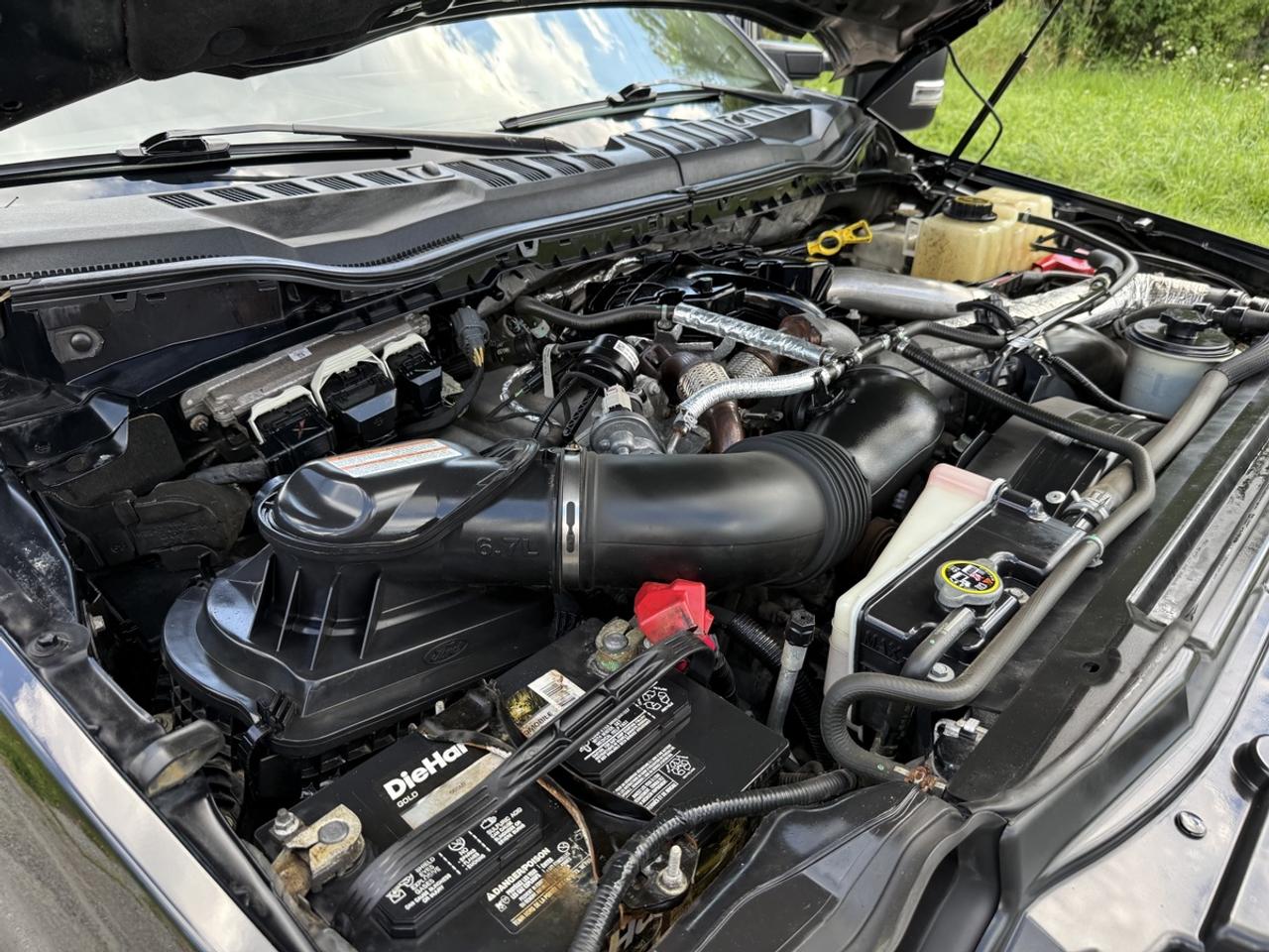 2017 Ford F-250 LARIAT Photo