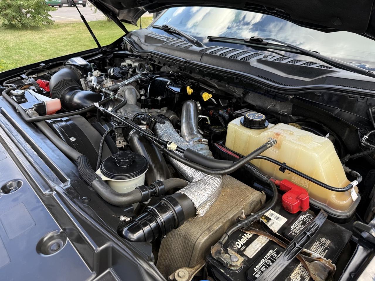 2017 Ford F-250 LARIAT Photo