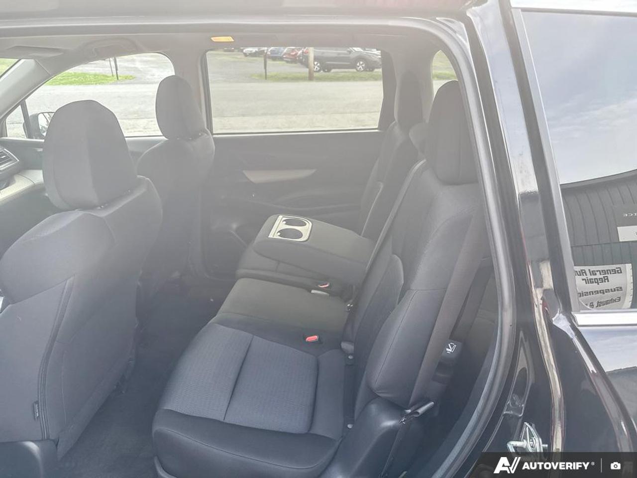 2022 Subaru ASCENT Convenience Photo