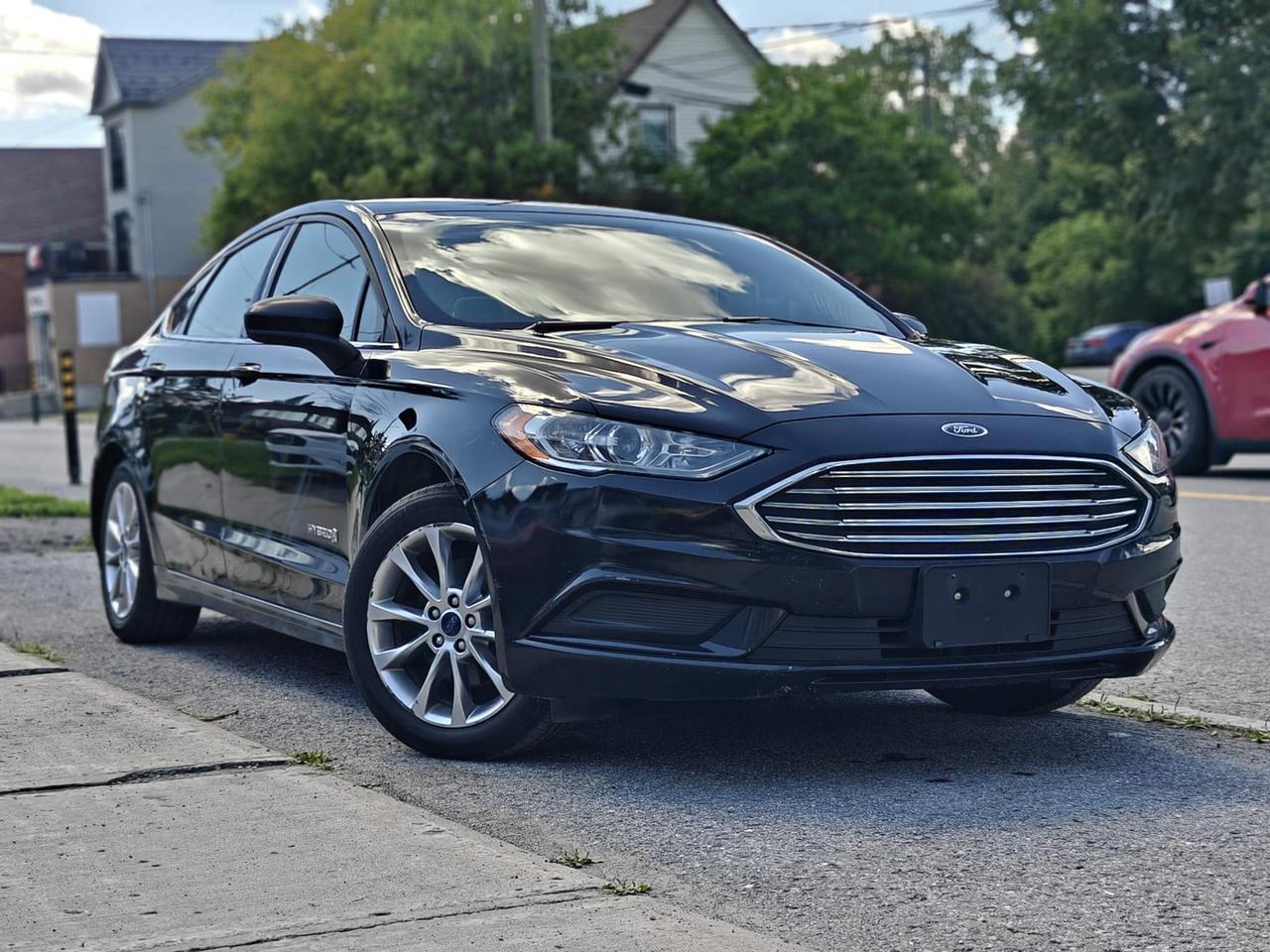 2017 Ford Fusion Hybrid SE 4dr Front-Wheel Drive Sedan Photo