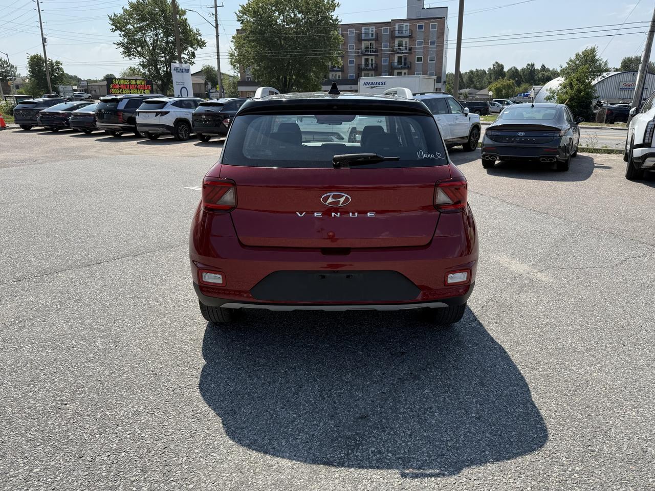 2021 Hyundai Venue Trend Photo8