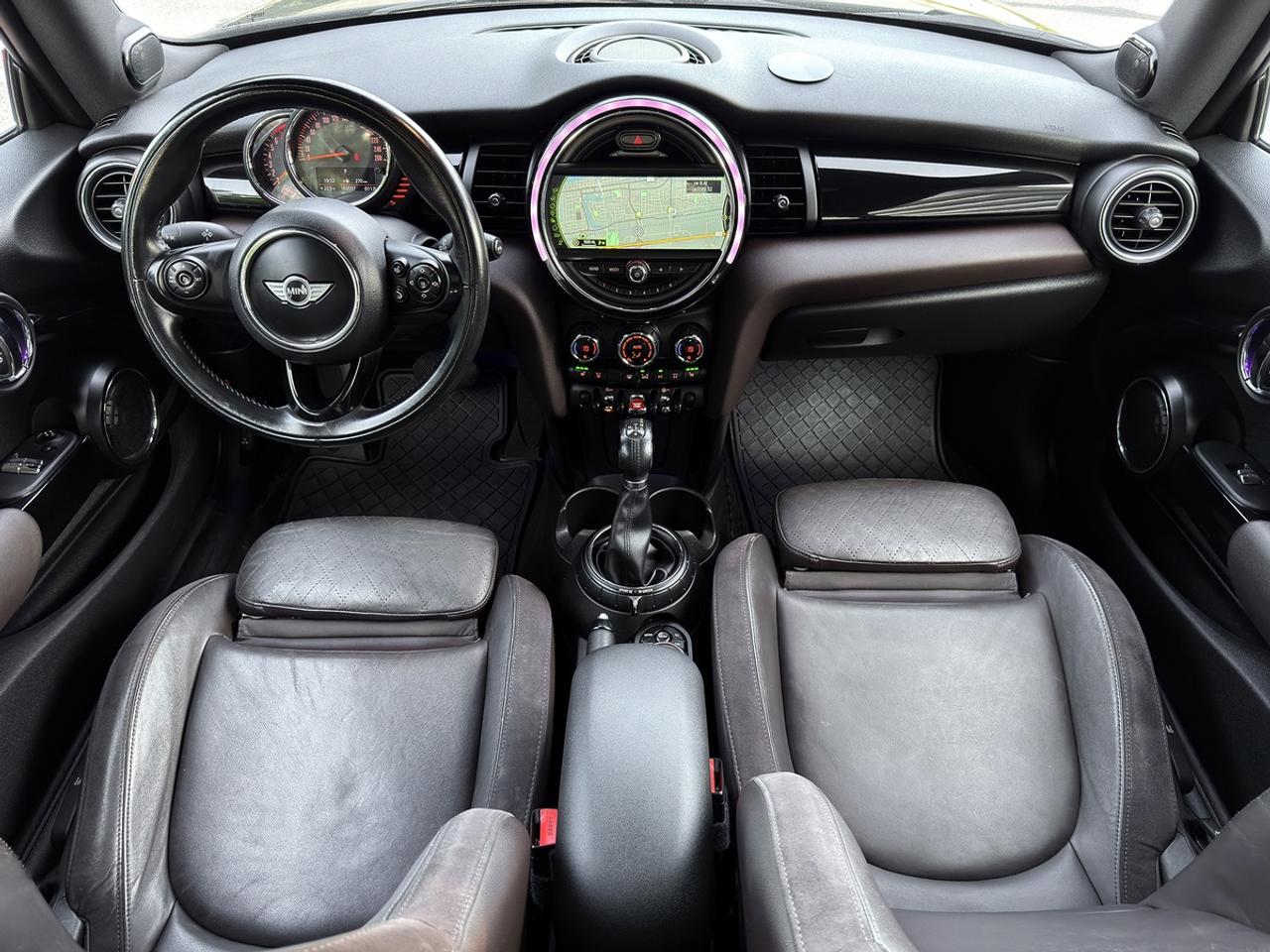 2016 MINI Cooper S 3Dr w/Tech Pkg Photo4