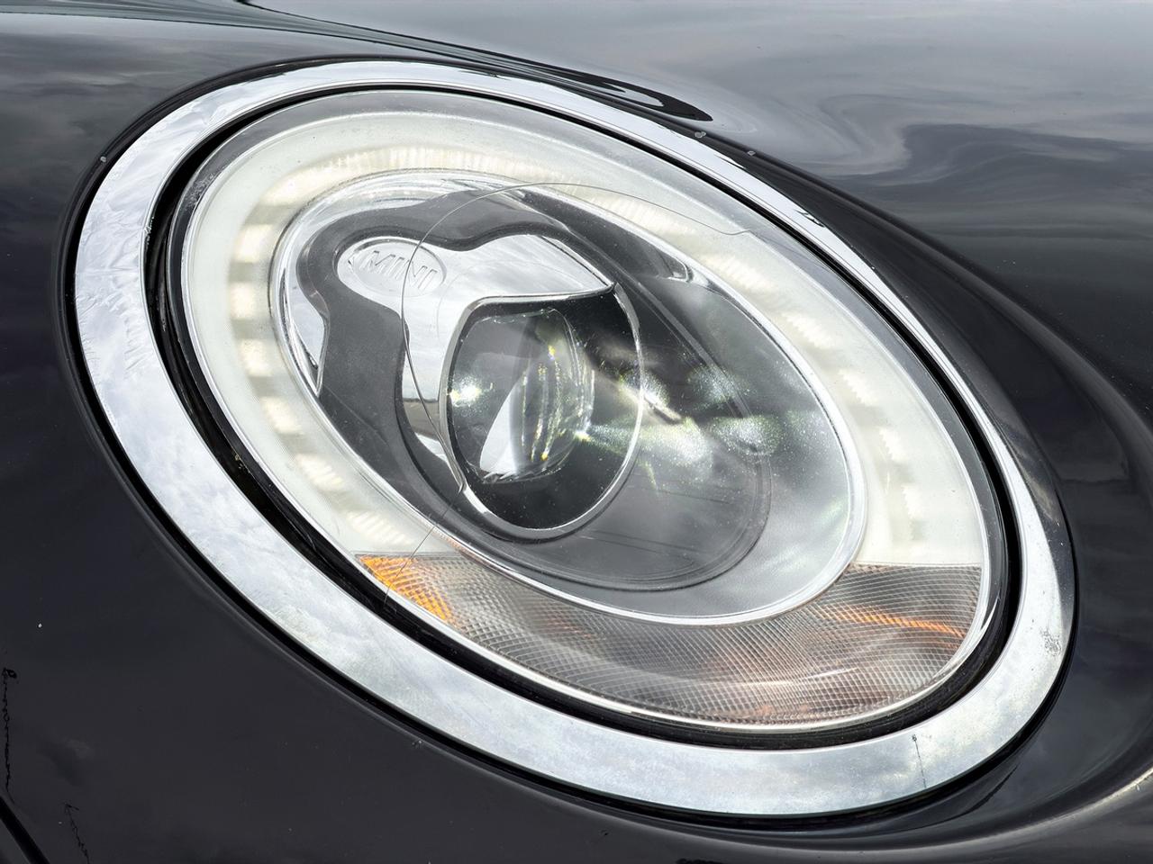 2016 MINI Cooper S 3Dr w/Tech Pkg Photo