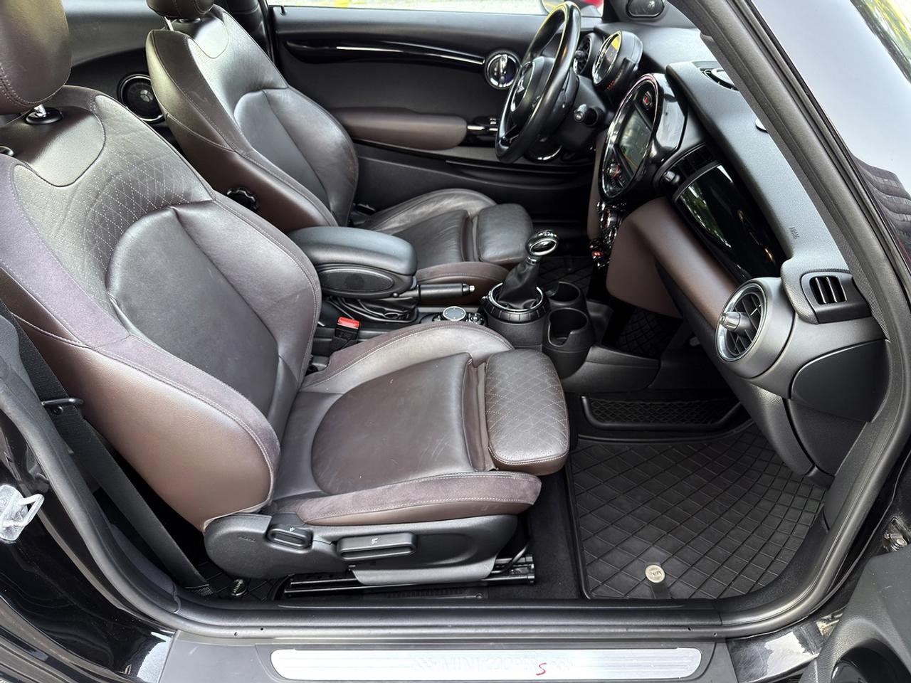 2016 MINI Cooper S 3Dr w/Tech Pkg Photo