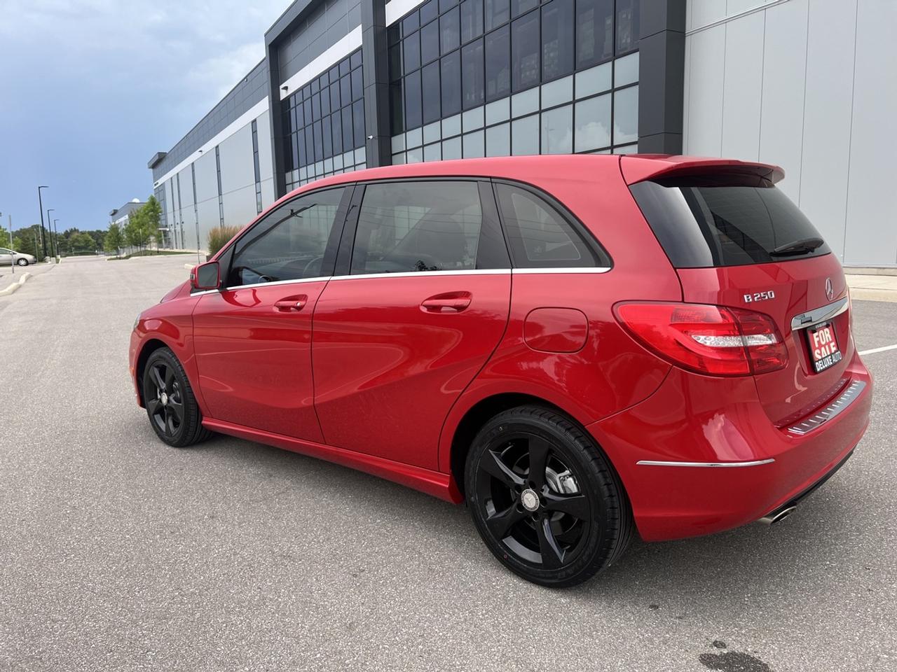 2014 Mercedes-Benz B-Class B 250 Photo