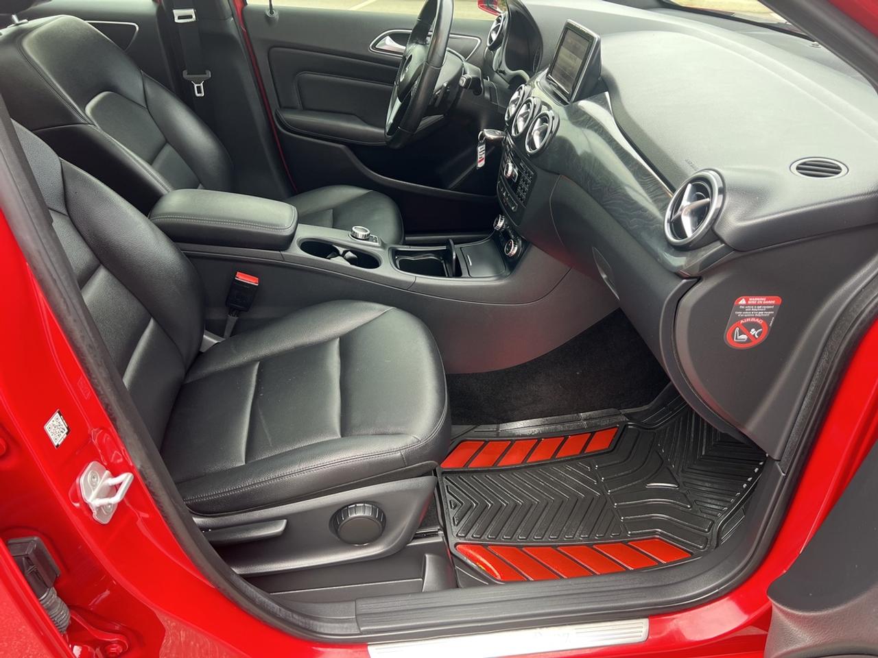 2014 Mercedes-Benz B-Class B 250 Photo