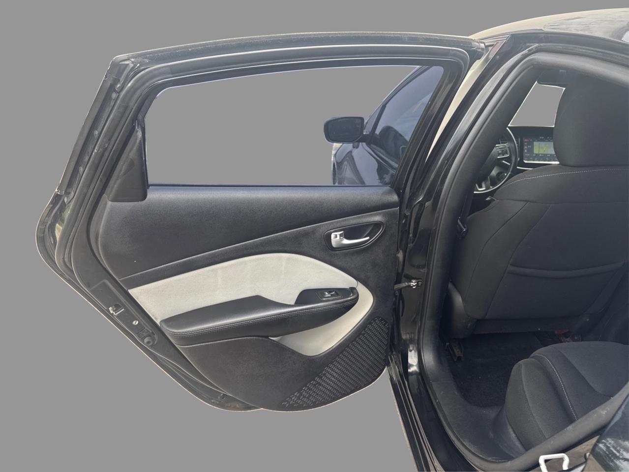 2013 Dodge Dart SXT Photo