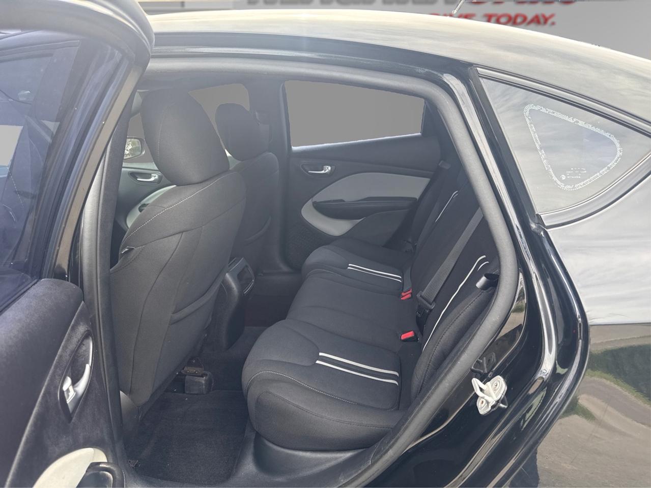 2013 Dodge Dart SXT Photo