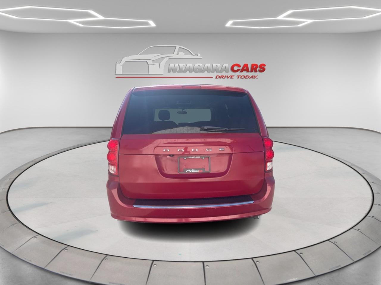 2012 Dodge Grand Caravan SXT Photo