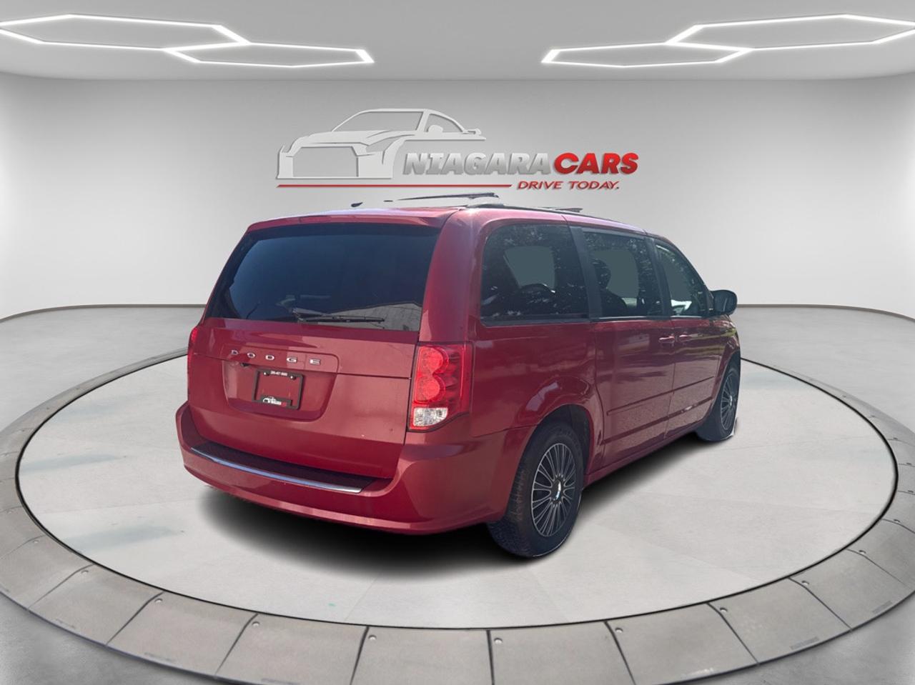 2012 Dodge Grand Caravan SXT Photo
