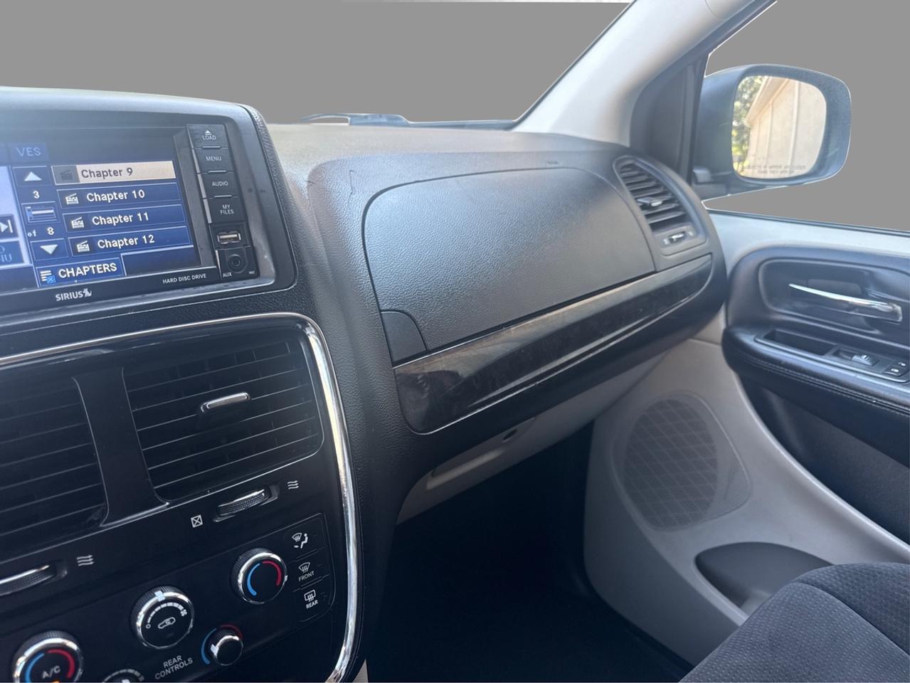 2012 Dodge Grand Caravan SXT Photo