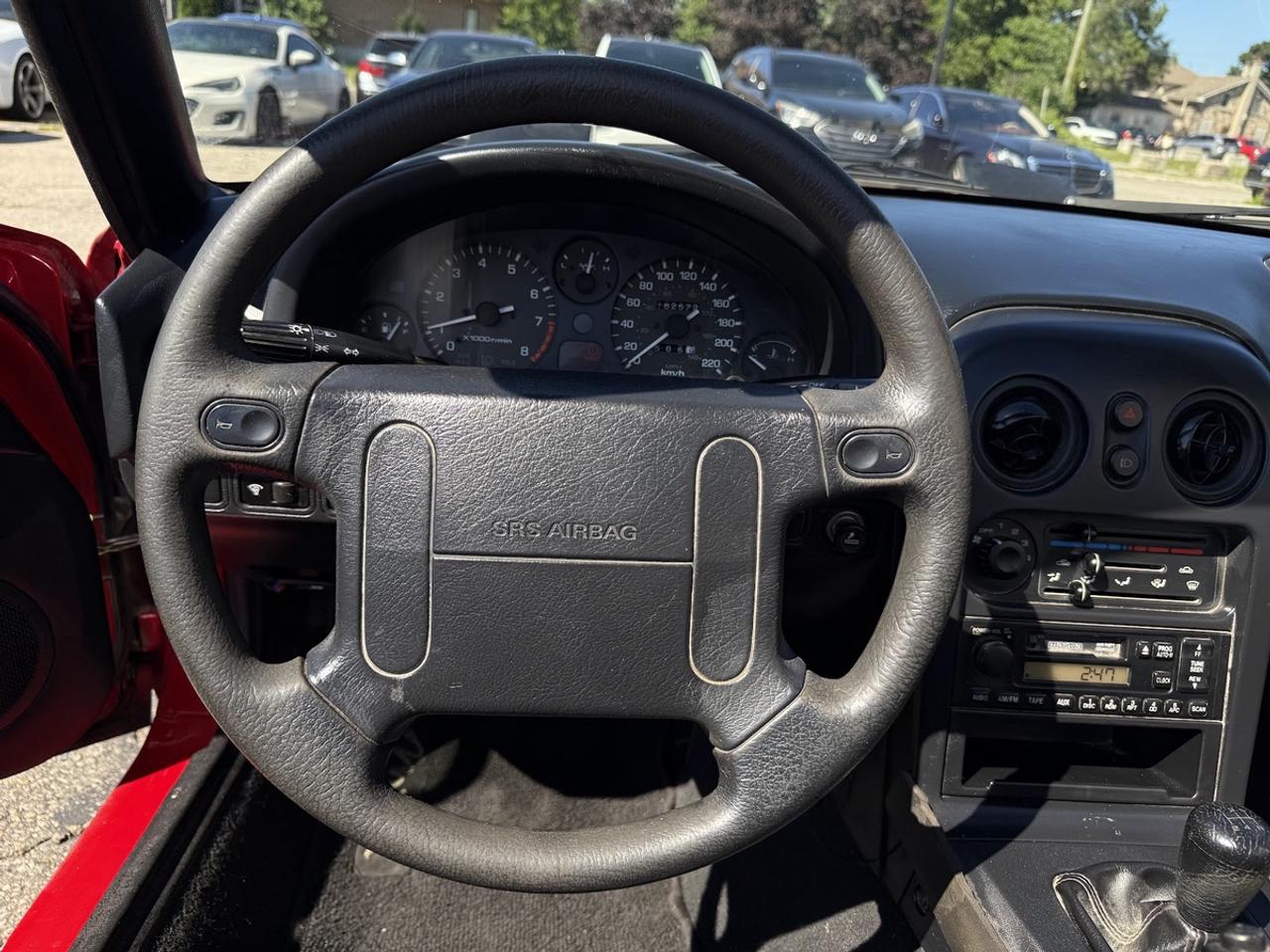 1996 Mazda Miata 5-Speed Convertible! Photo