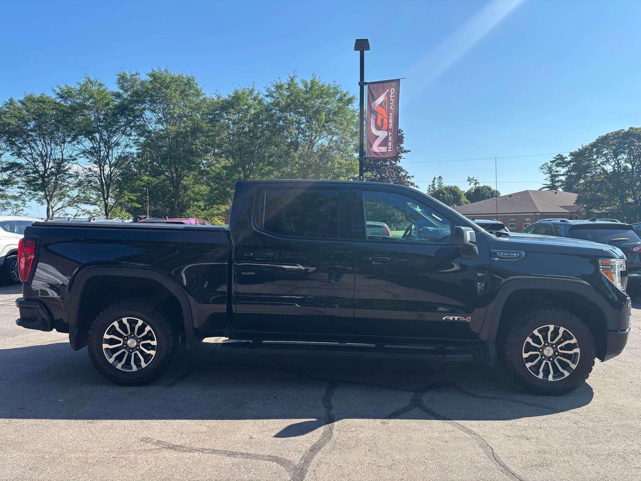 2021 GMC Sierra 1500 AT4 4WD Navigation Leather One Owner Clean CAR Photo