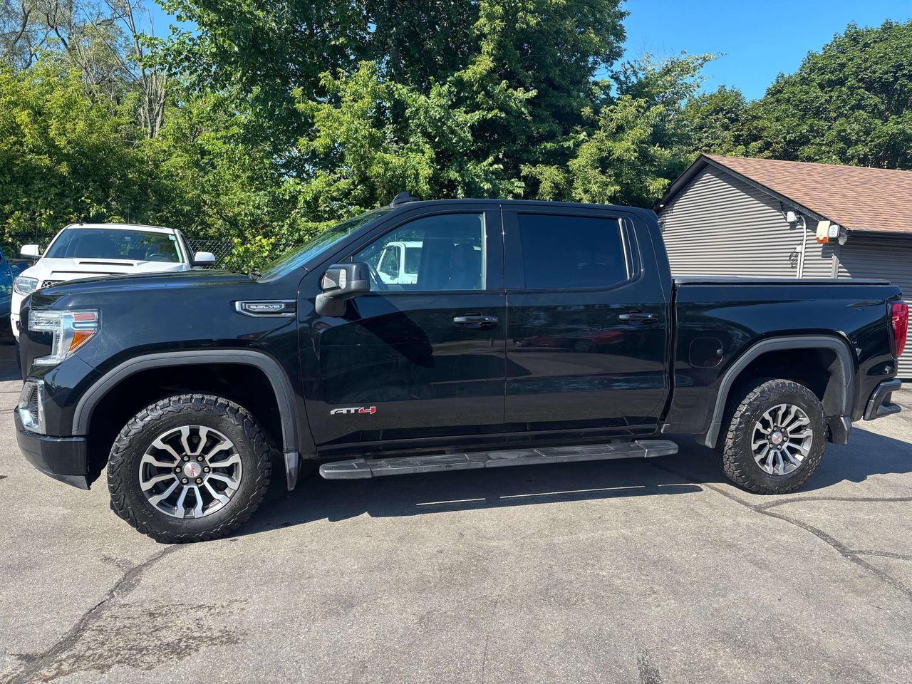 2021 GMC Sierra 1500 AT4 4WD Navigation Leather One Owner Clean CAR Photo