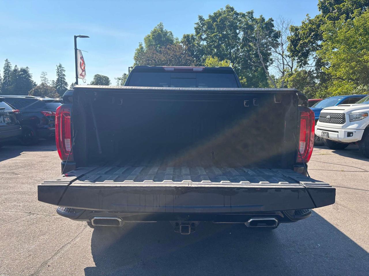2021 GMC Sierra 1500 AT4 4WD Navigation Leather One Owner Clean CAR Photo