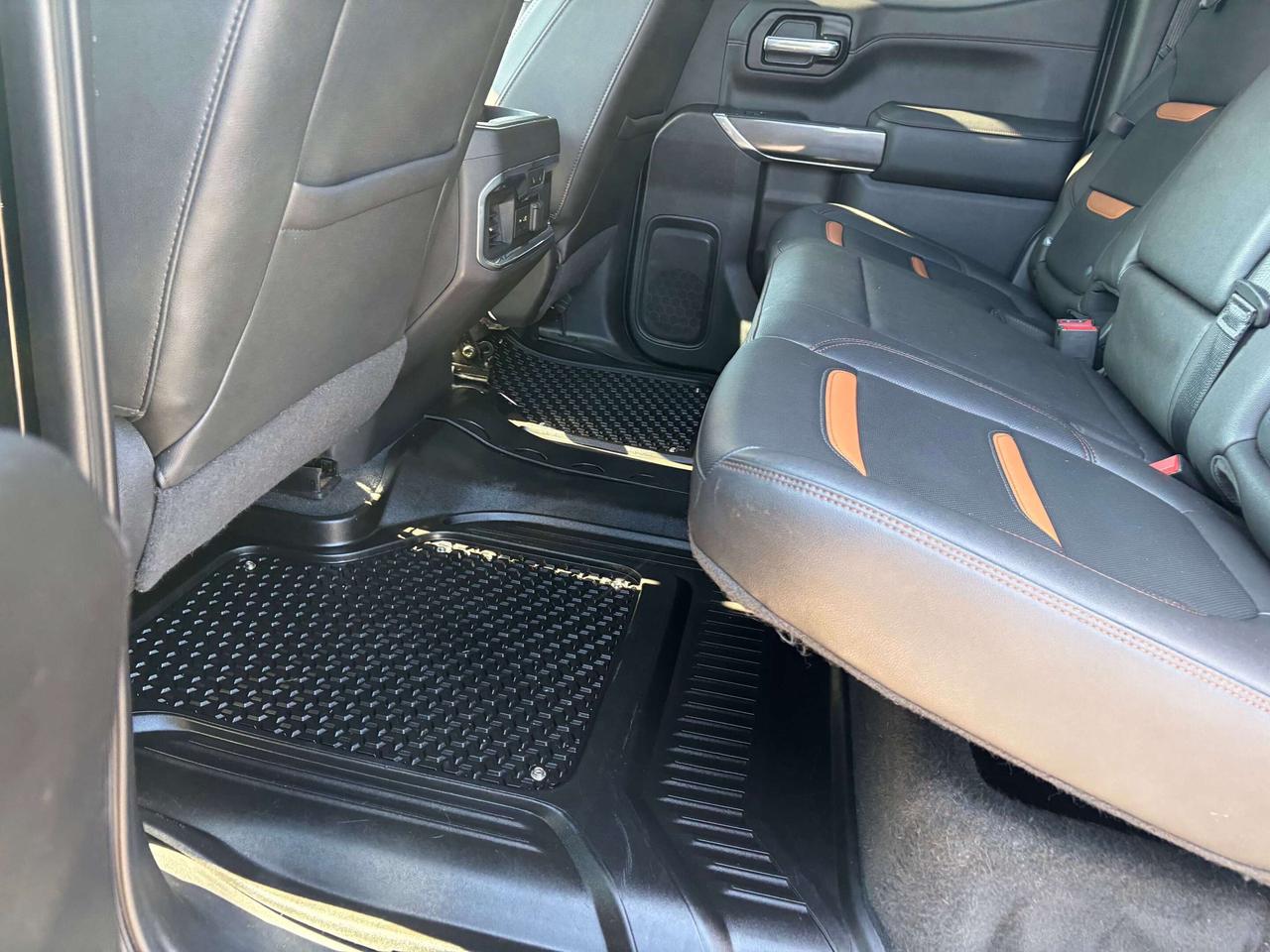 2021 GMC Sierra 1500 AT4 4WD Navigation Leather One Owner Clean CAR Photo
