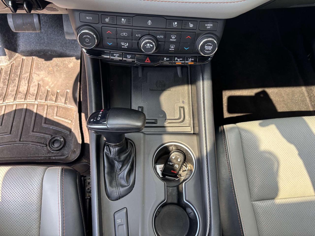 2021 Dodge Durango R/T AWD HEMI V8 Navigation Leather Sunroof Photo