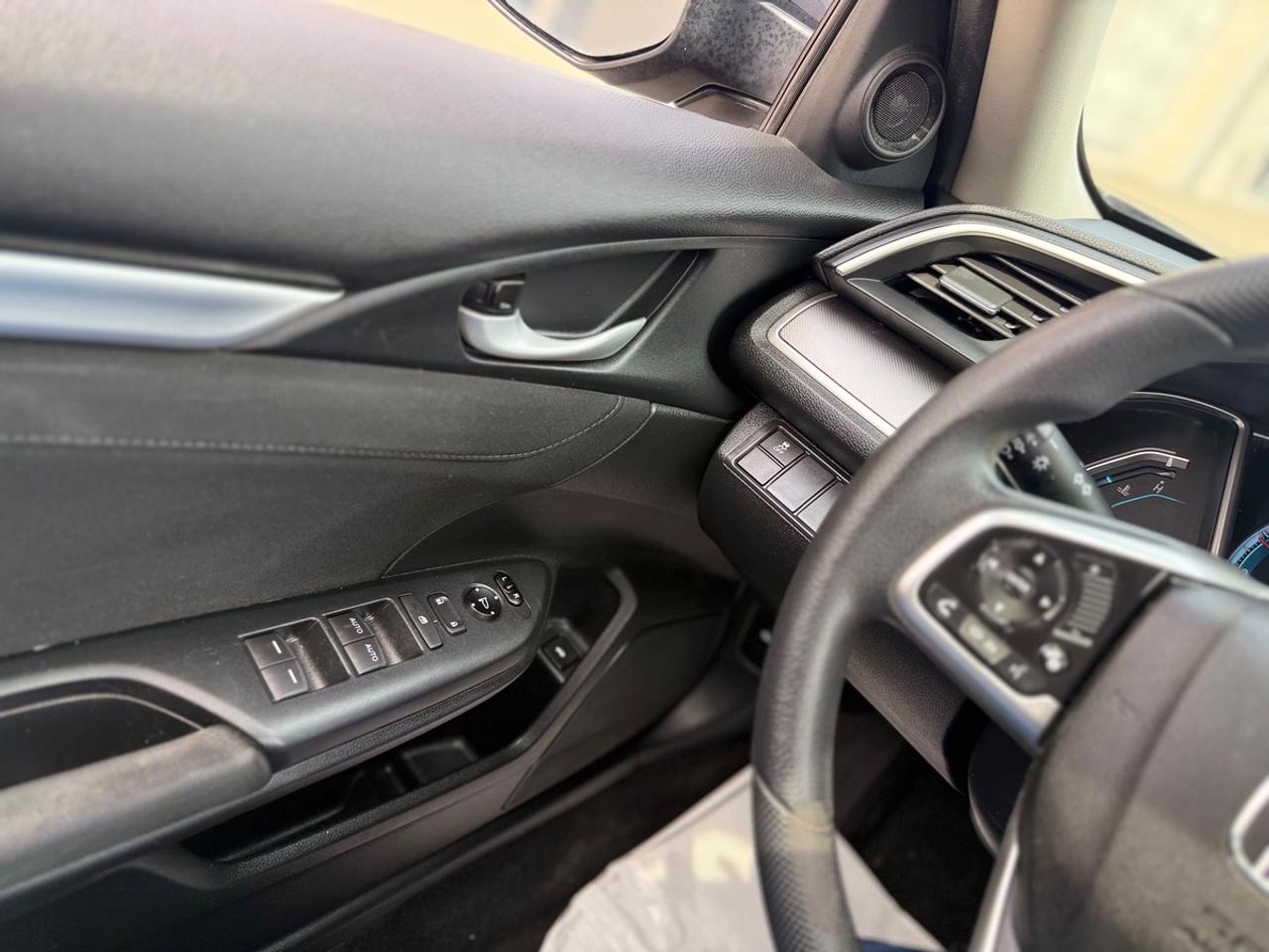 2016 Honda Civic EX Photo