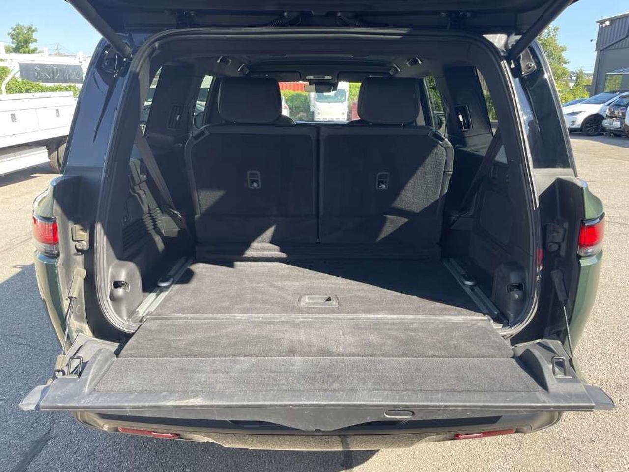 2025 Rivian R1S Adventure PKG - MAX PACK   GEN 2   660km RANGE! Photo