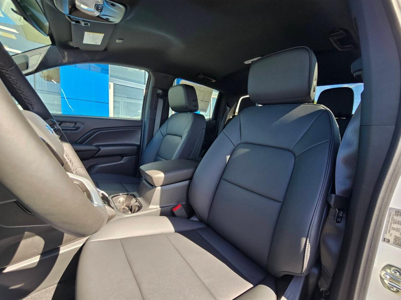 2026 Chevrolet Colorado Crew Cab Short Box 4-Wheel Drive Trail Boss Photo