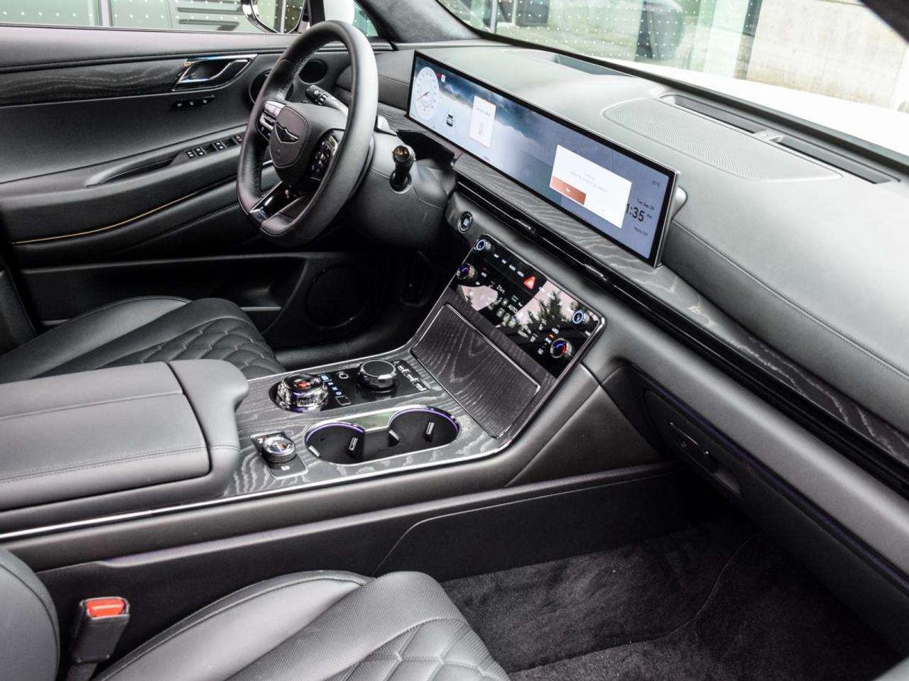 2026 Genesis GV80 3.5T e-SC Coupe BLACK AWD *Used Demonstrator* Photo