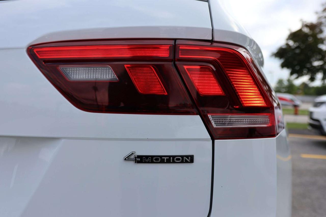 2023 Volkswagen Tiguan TRENDLINE-4MOTION-AWD/ADAPT CRUISE/BCAM/FORWARD ASSIST/BLIS/HEATED SEATS & STEERING/CARPLAY/TOW HITCH Photo