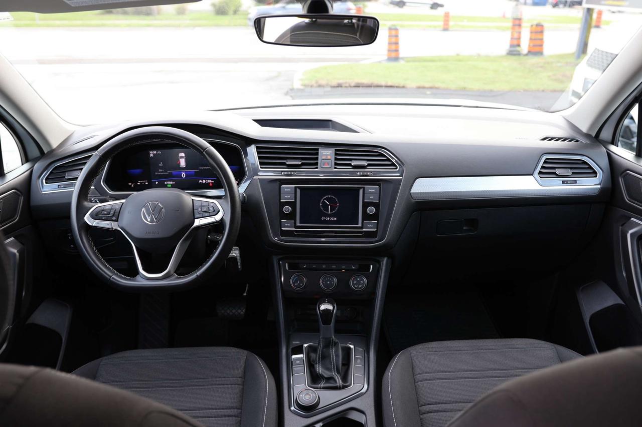 2023 Volkswagen Tiguan TRENDLINE-4MOTION-AWD/ADAPT CRUISE/BCAM/FORWARD ASSIST/BLIS/HEATED SEATS & STEERING/CARPLAY/TOW HITCH Photo