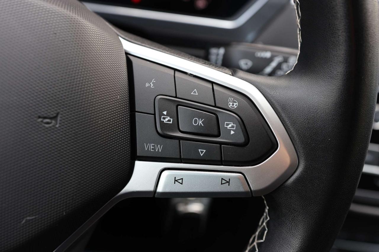 2023 Volkswagen Tiguan TRENDLINE-4MOTION-AWD/ADAPT CRUISE/BCAM/FORWARD ASSIST/BLIS/HEATED SEATS & STEERING/CARPLAY/TOW HITCH Photo