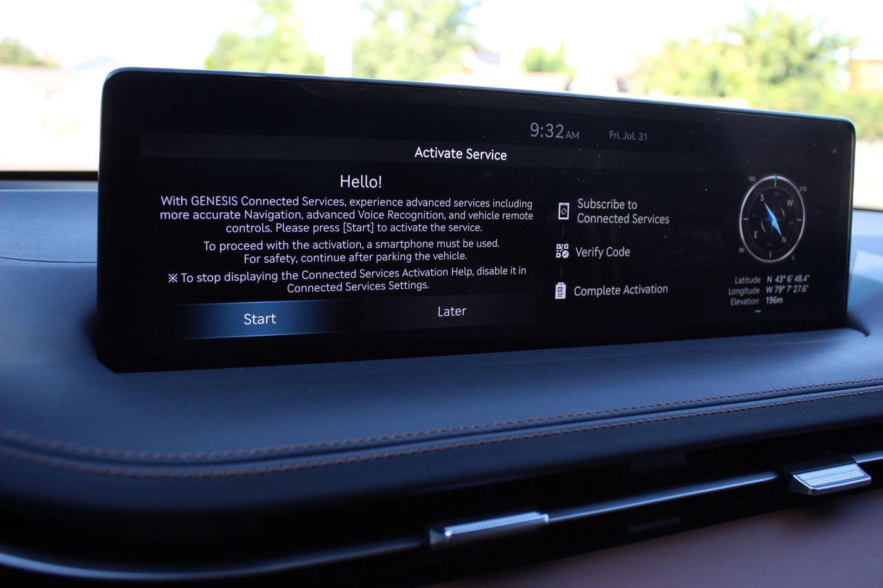 2023 Genesis GV70 2.5T Advanced Photo
