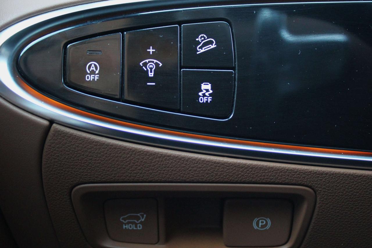 2023 Genesis GV70 2.5T Advanced Photo