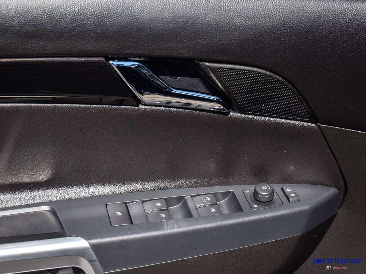 2013 Chevrolet CAPTIVA LT Photo