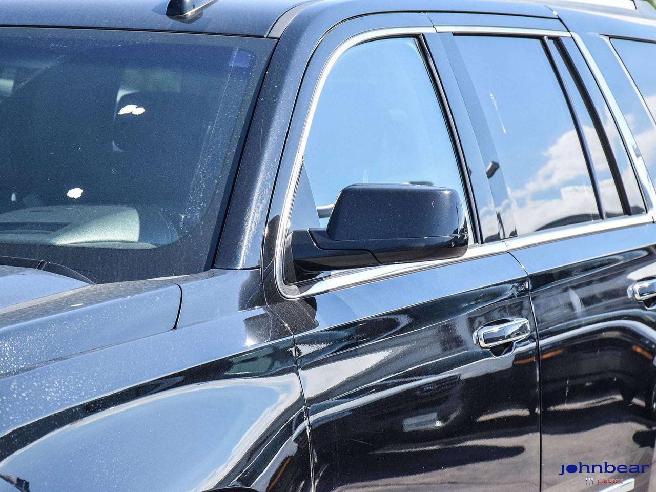2017 GMC Yukon Denali Photo