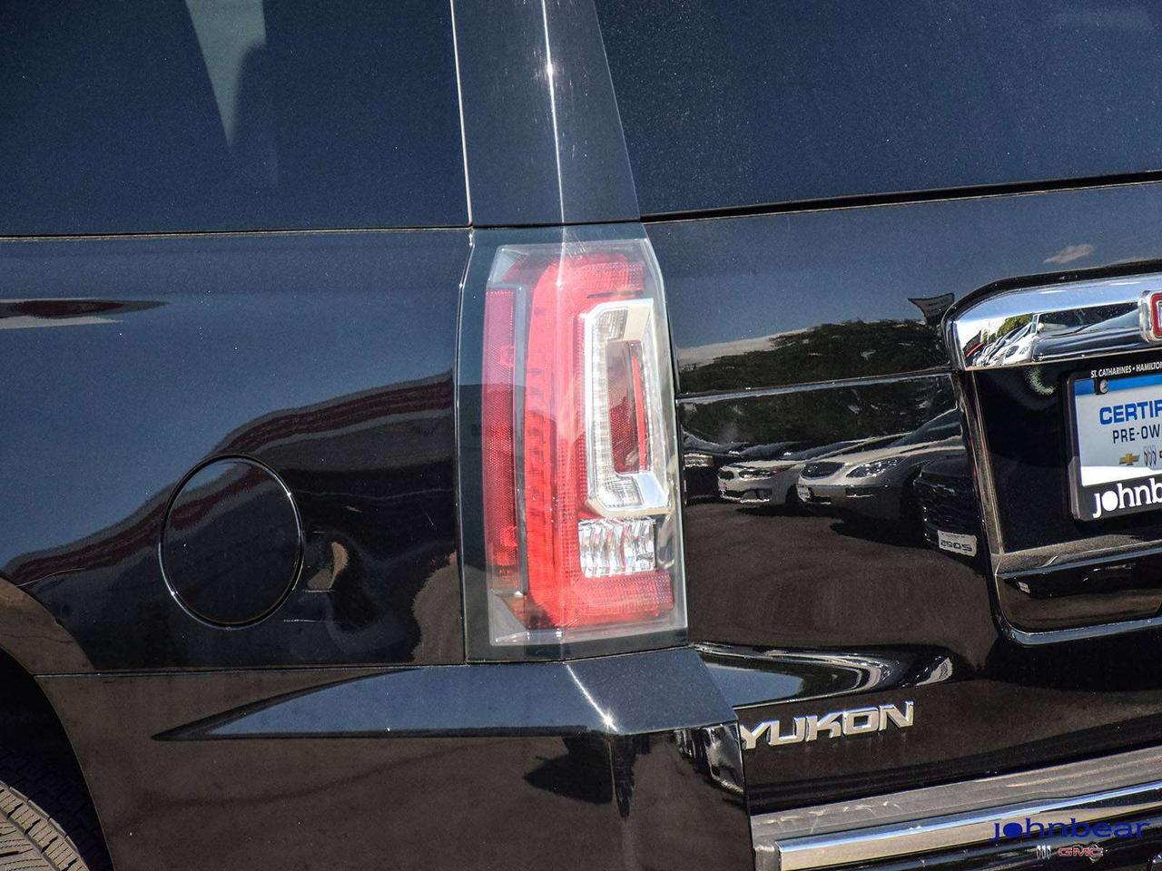 2017 GMC Yukon Denali Photo