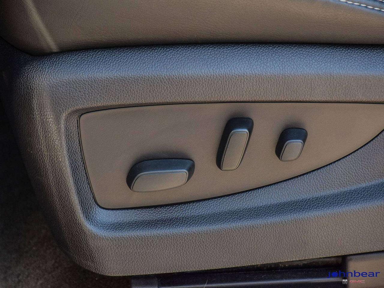 2017 GMC Yukon Denali Photo