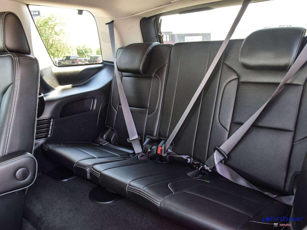 2017 GMC Yukon Denali Photo