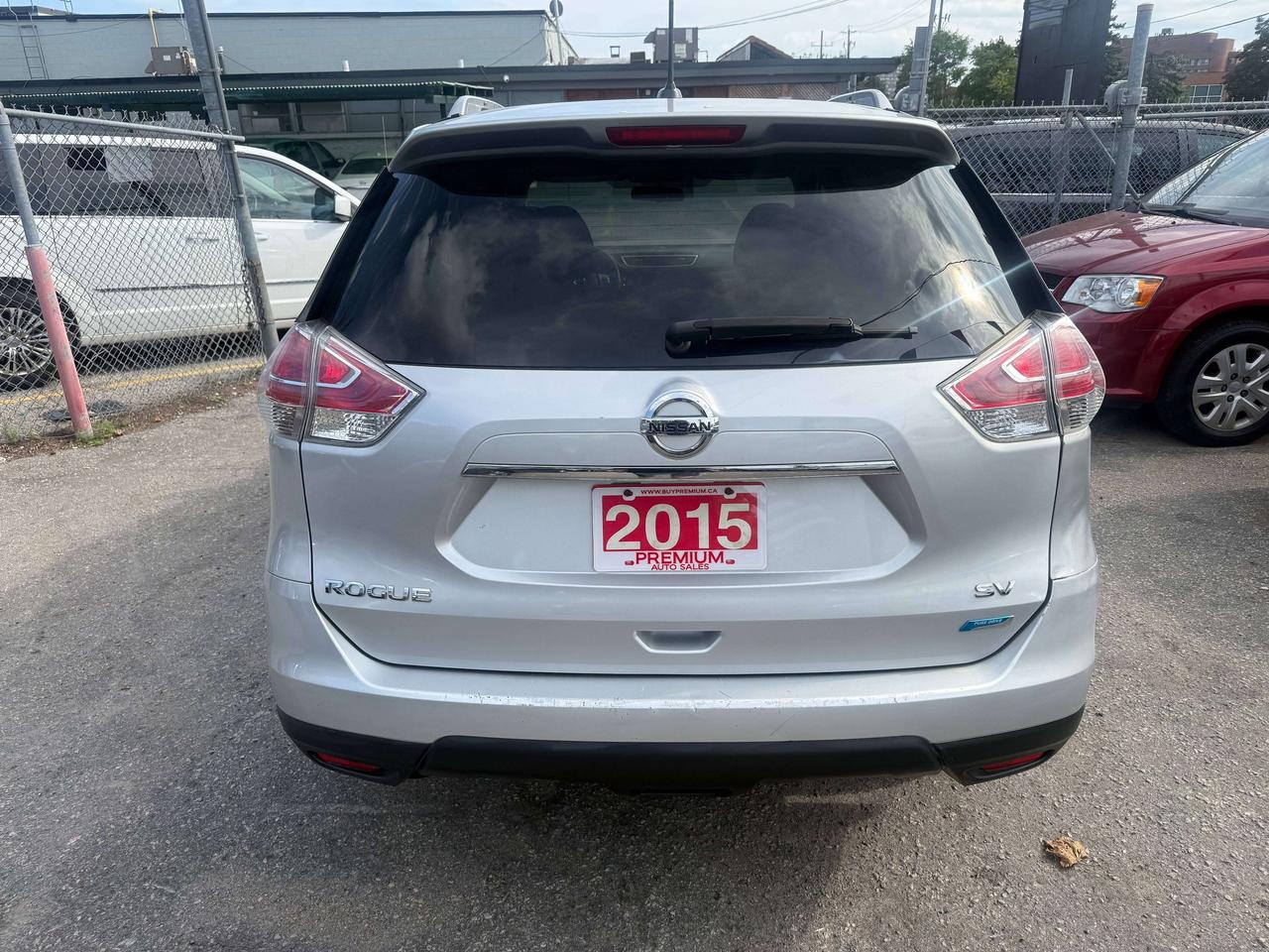 2015 Nissan Rogue *** 3 YEAR WARRANTY INCLUDED *** Photo