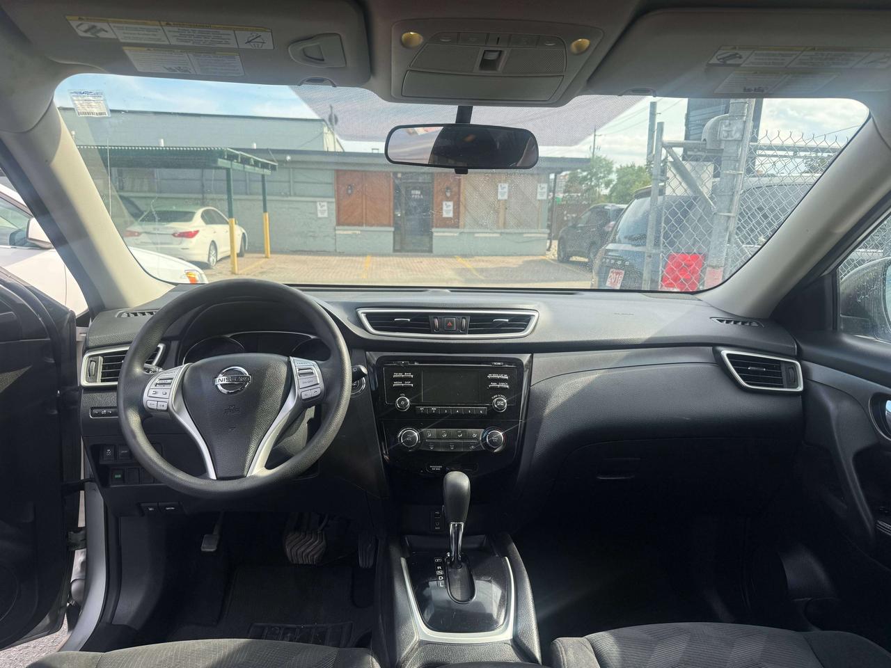 2015 Nissan Rogue *** 3 YEAR WARRANTY INCLUDED *** Photo