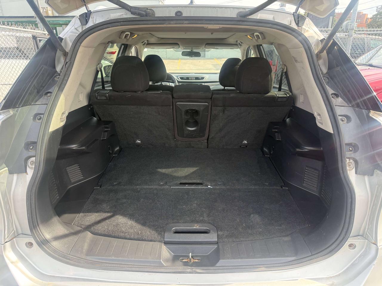 2015 Nissan Rogue *** 3 YEAR WARRANTY INCLUDED *** Photo