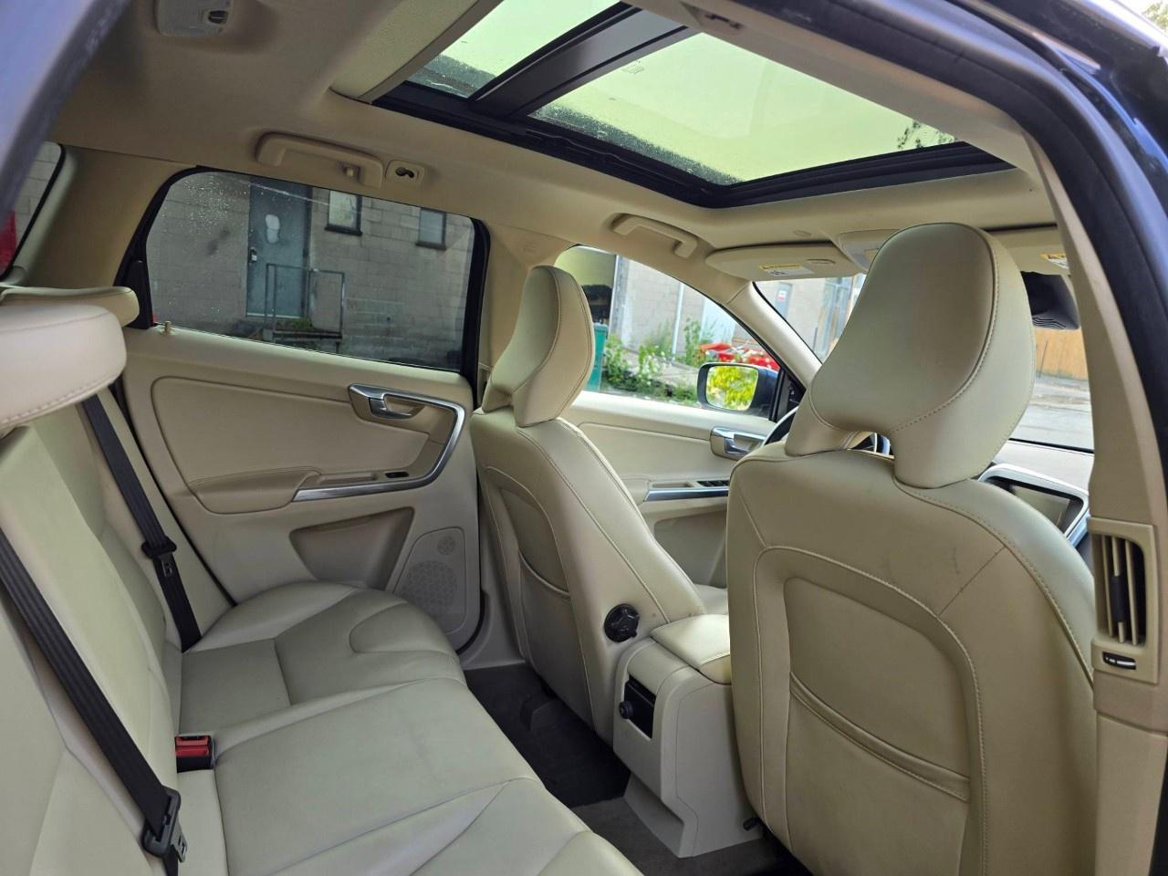 2015 Volvo XC60 AWD 5DR T6 PREMIER PLUS Photo