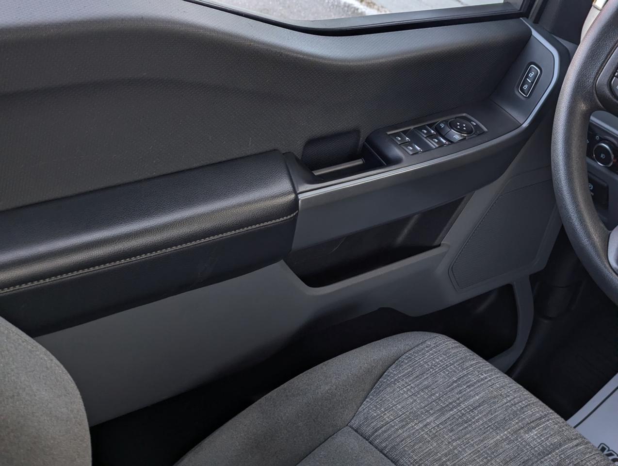 2022 Ford F-150 XLT/5.0 V8/4X4/SUPERCREW/5.5ftbed Photo
