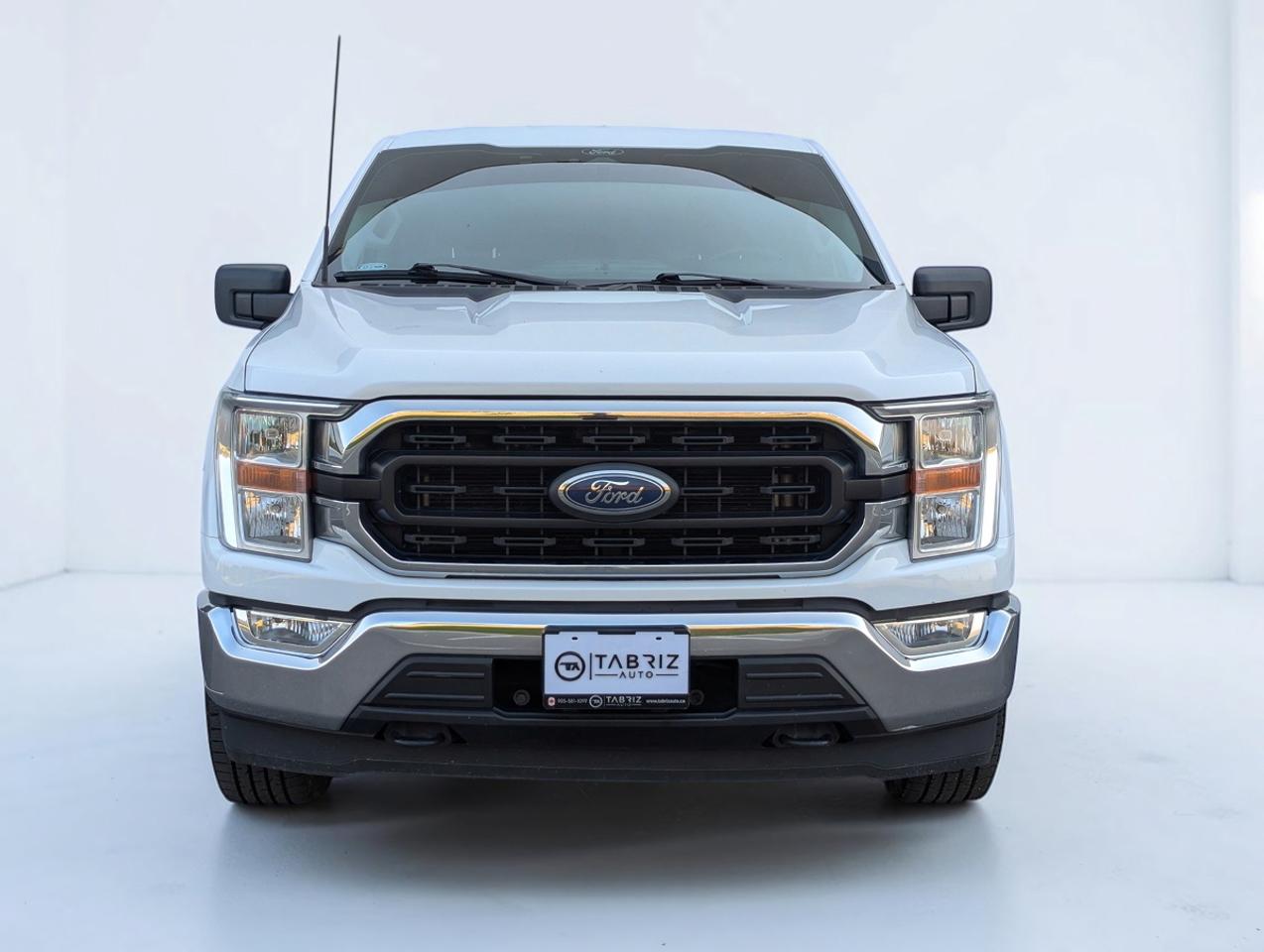 2022 Ford F-150 XLT/5.0 V8/4X4/SUPERCREW/5.5ftbed Photo