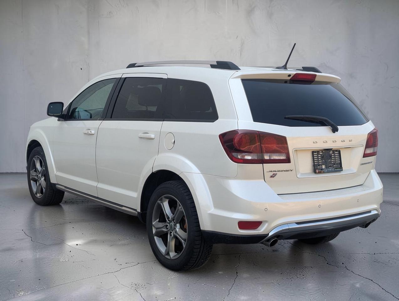 2018 Dodge Journey AWD/Crossroad/7PASSENGERS/AWD/NAV/RemoteStart/ Photo