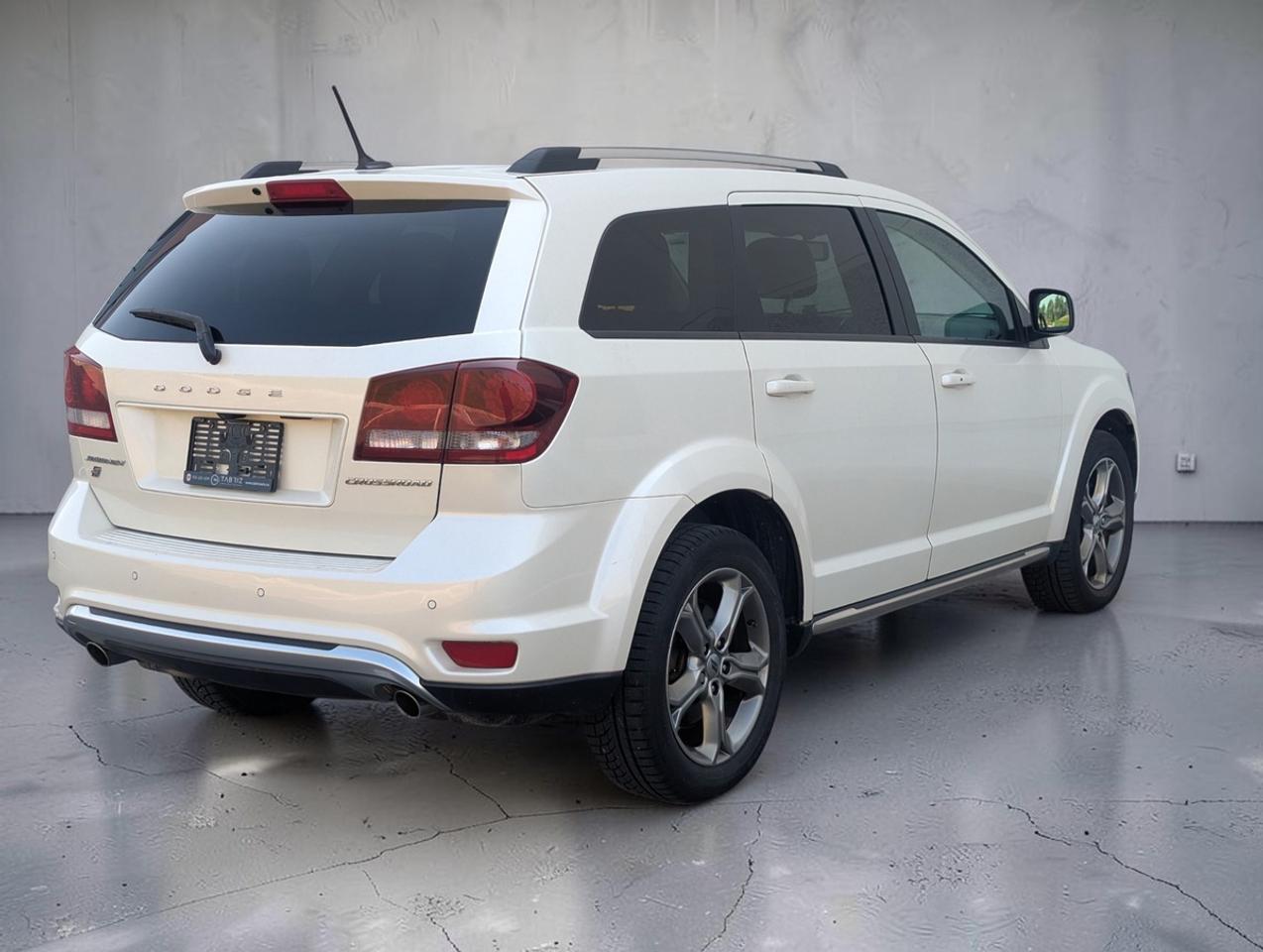 2018 Dodge Journey AWD/Crossroad/7PASSENGERS/AWD/NAV/RemoteStart/ Photo