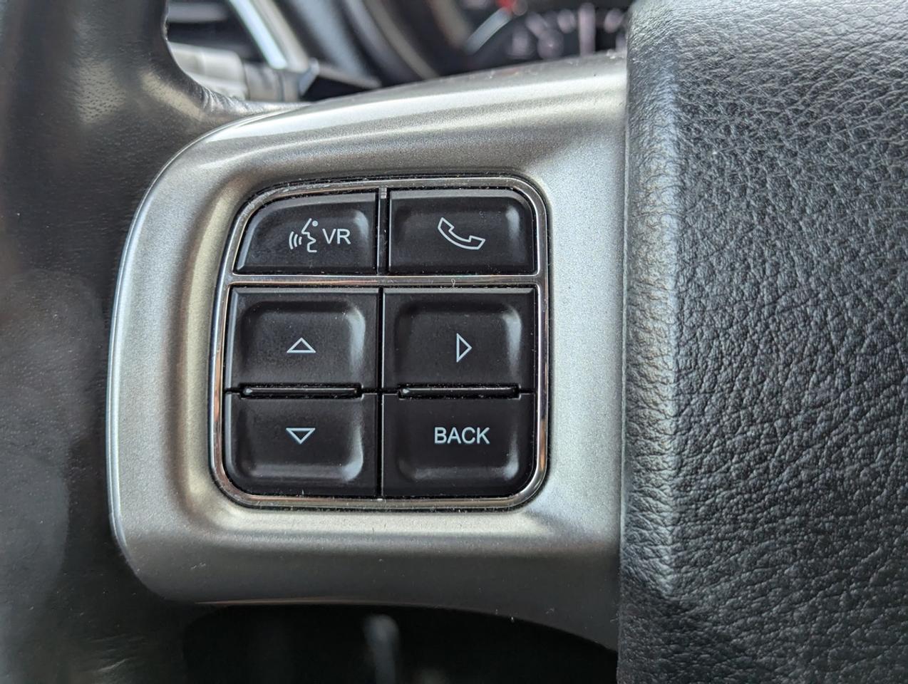 2018 Dodge Journey AWD/Crossroad/7PASSENGERS/AWD/NAV/RemoteStart/ Photo