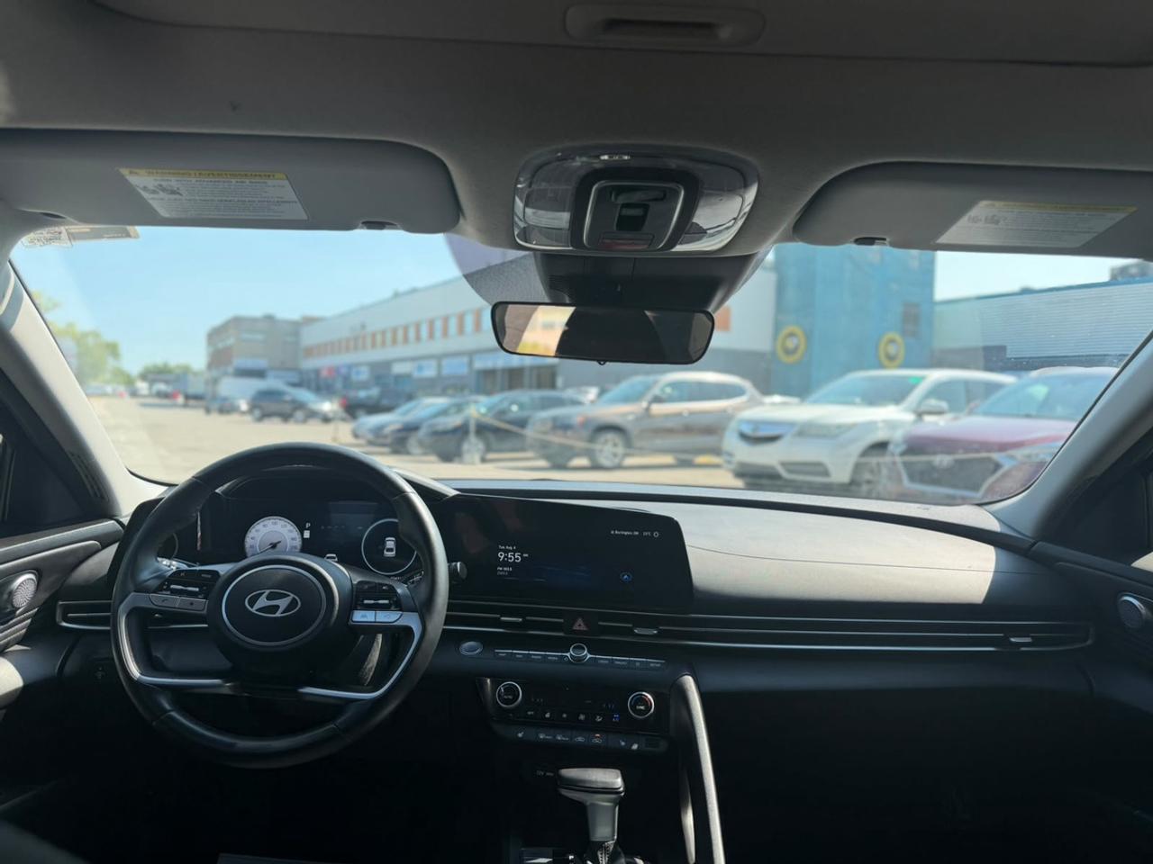 2025 Hyundai Elantra SEL Sport Photo