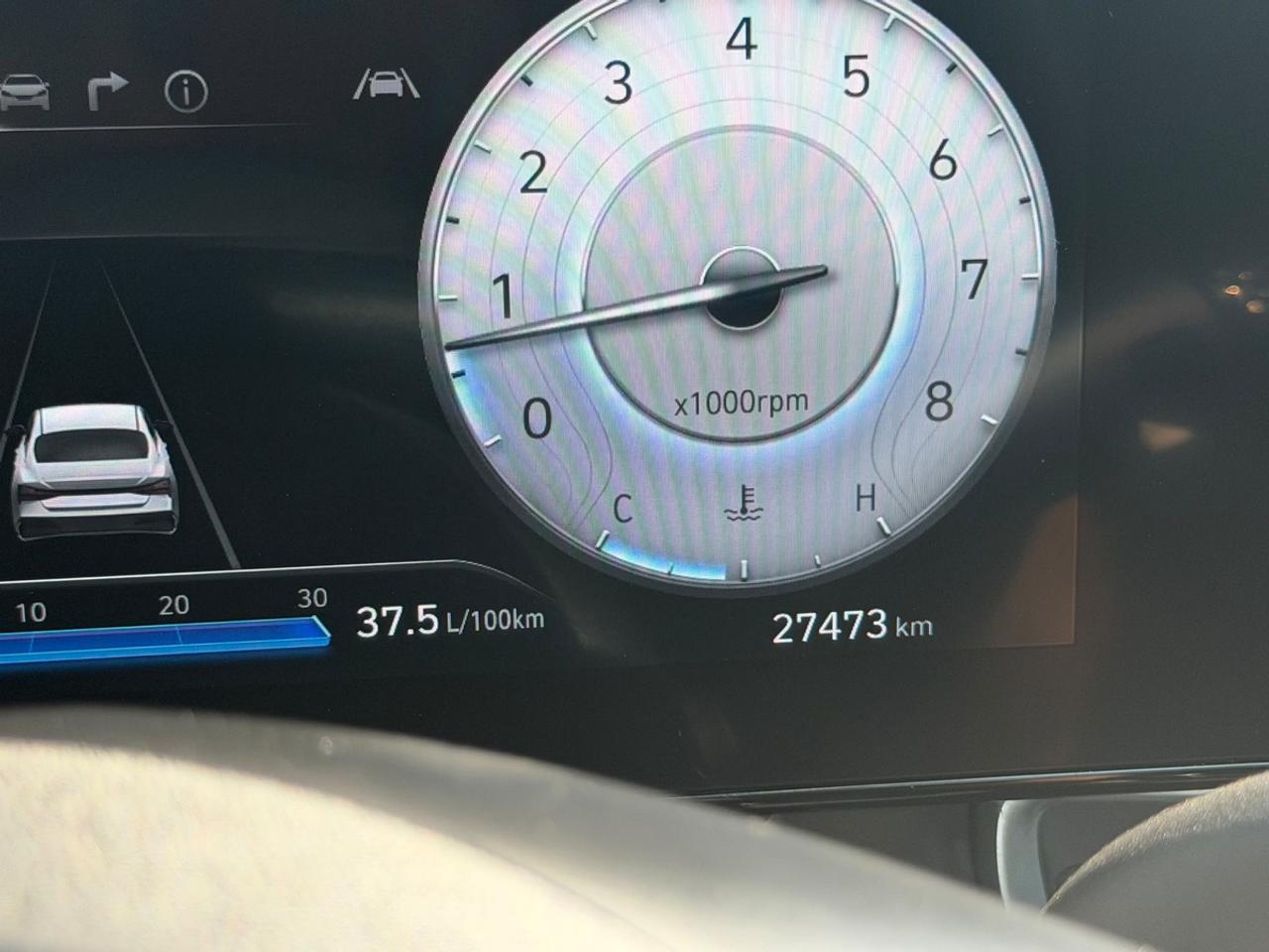 2025 Hyundai Elantra SEL Sport Photo