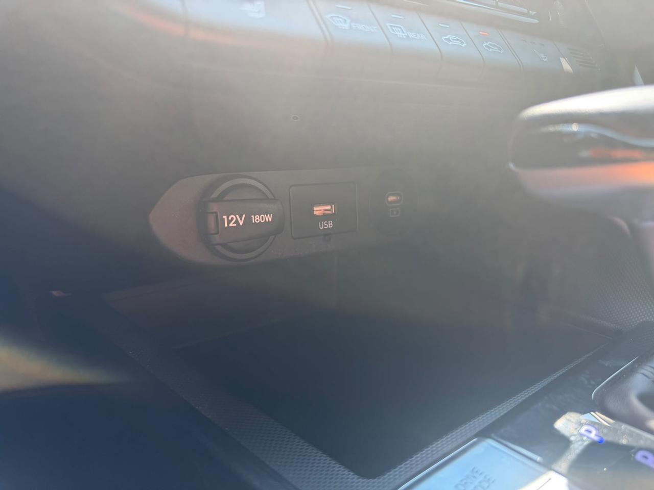 2025 Hyundai Elantra SEL Sport Photo