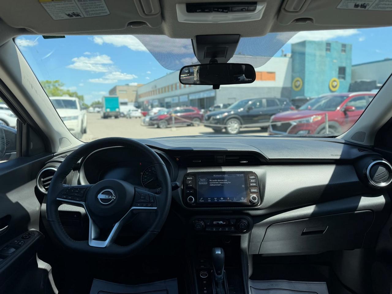 2025 Nissan Kicks SV Photo