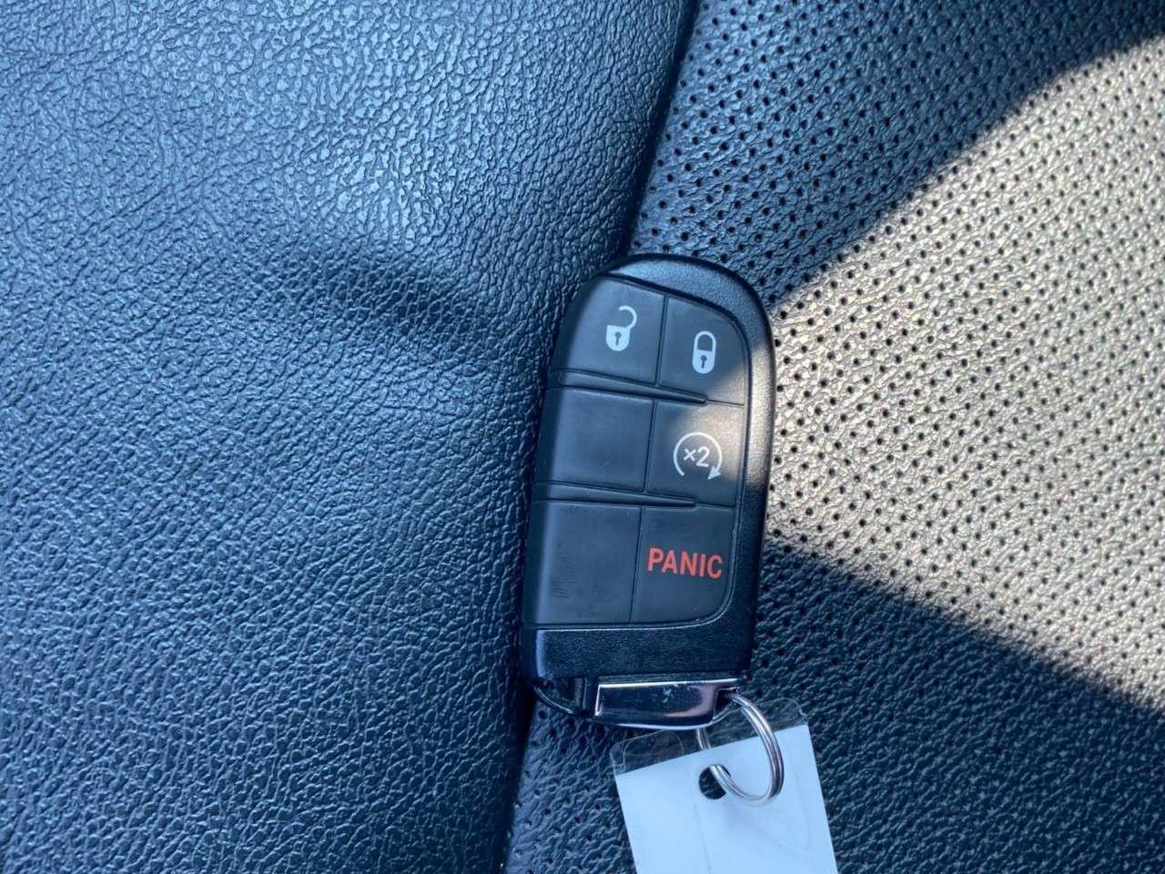 2023 Jeep Compass Altitude 4x4 Photo